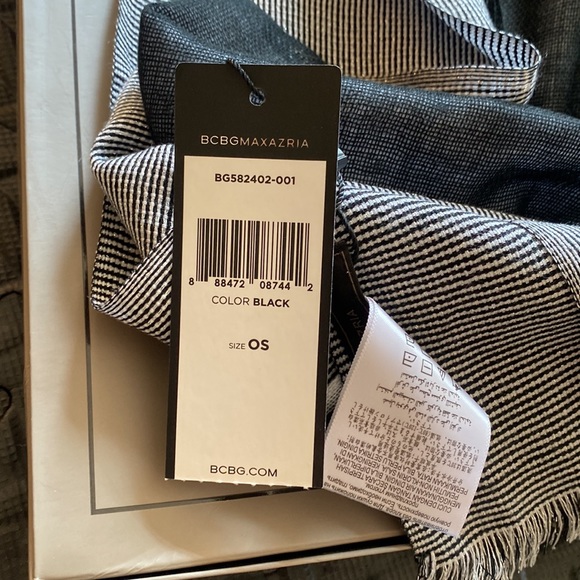 BCBG Scarf - Picture 4 of 5